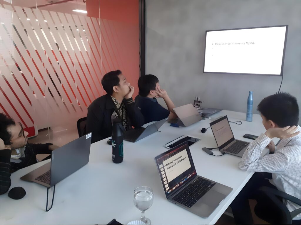 brainstorming tim rectmedia dan tim pt wipro unza