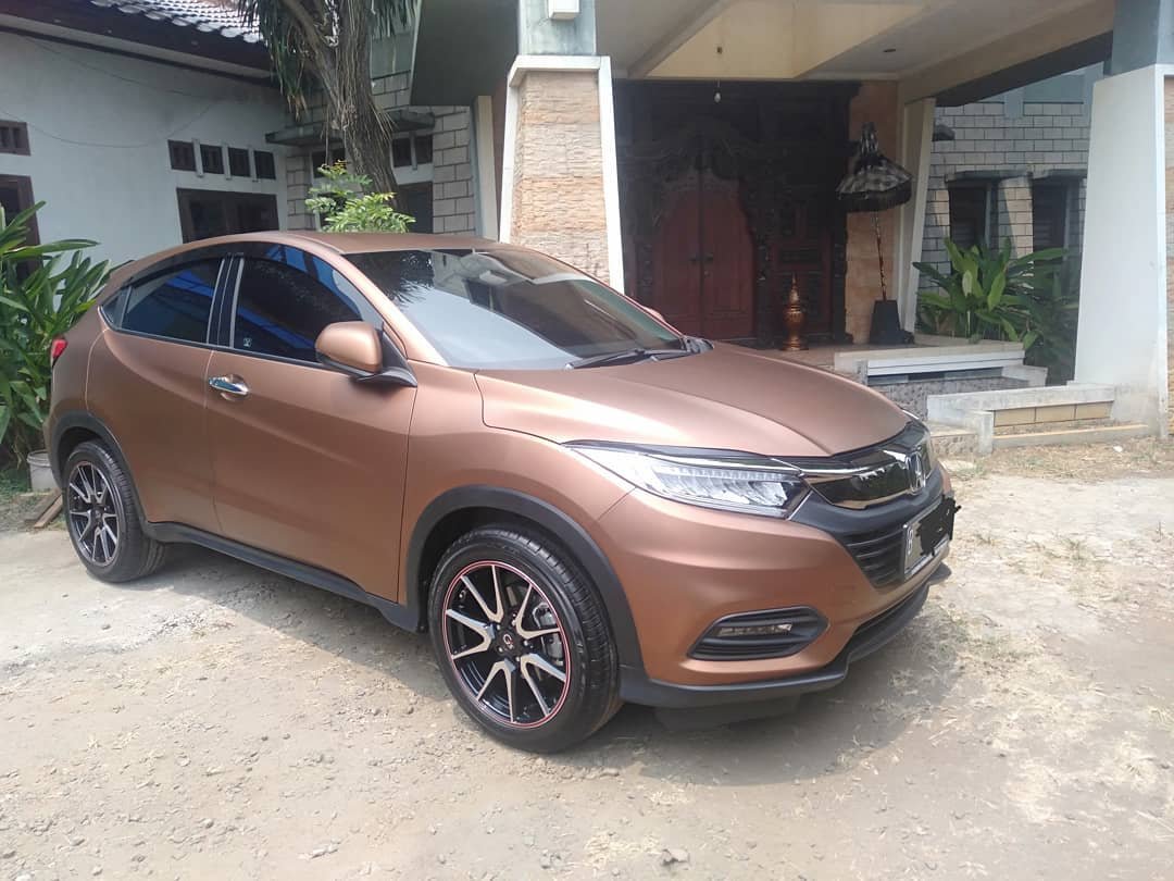 Saran Polisi Terkait Wrapping Sticker Beda Warna
